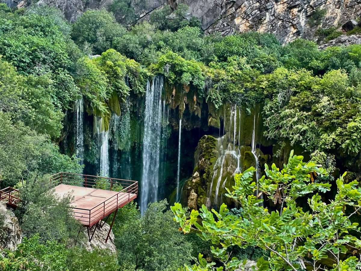 Mersin'de unutulmuş cennet: Yerköprü Şelalesi