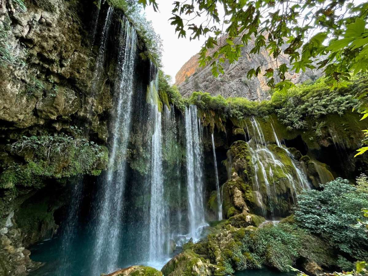 Mersin'de unutulmuş cennet: Yerköprü Şelalesi