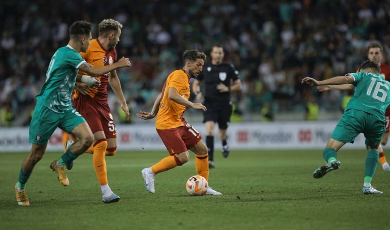 Galatasaray Slovenya'da manşetleri süsledi