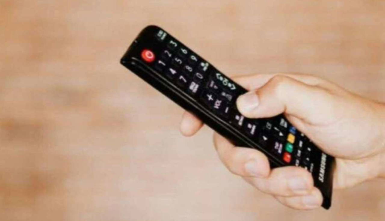 TV yayın akışı 6 Ağustos Salı! Hangi kanalda ne var, günün filmleri ve dizileri neler?