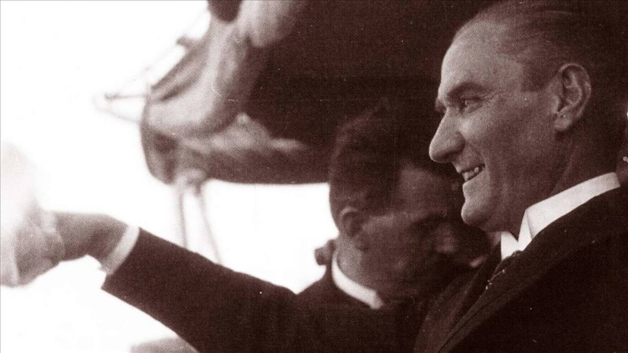Mustafa Kemal Atatürk'ün cumhuriyet ile ilgili sözleri