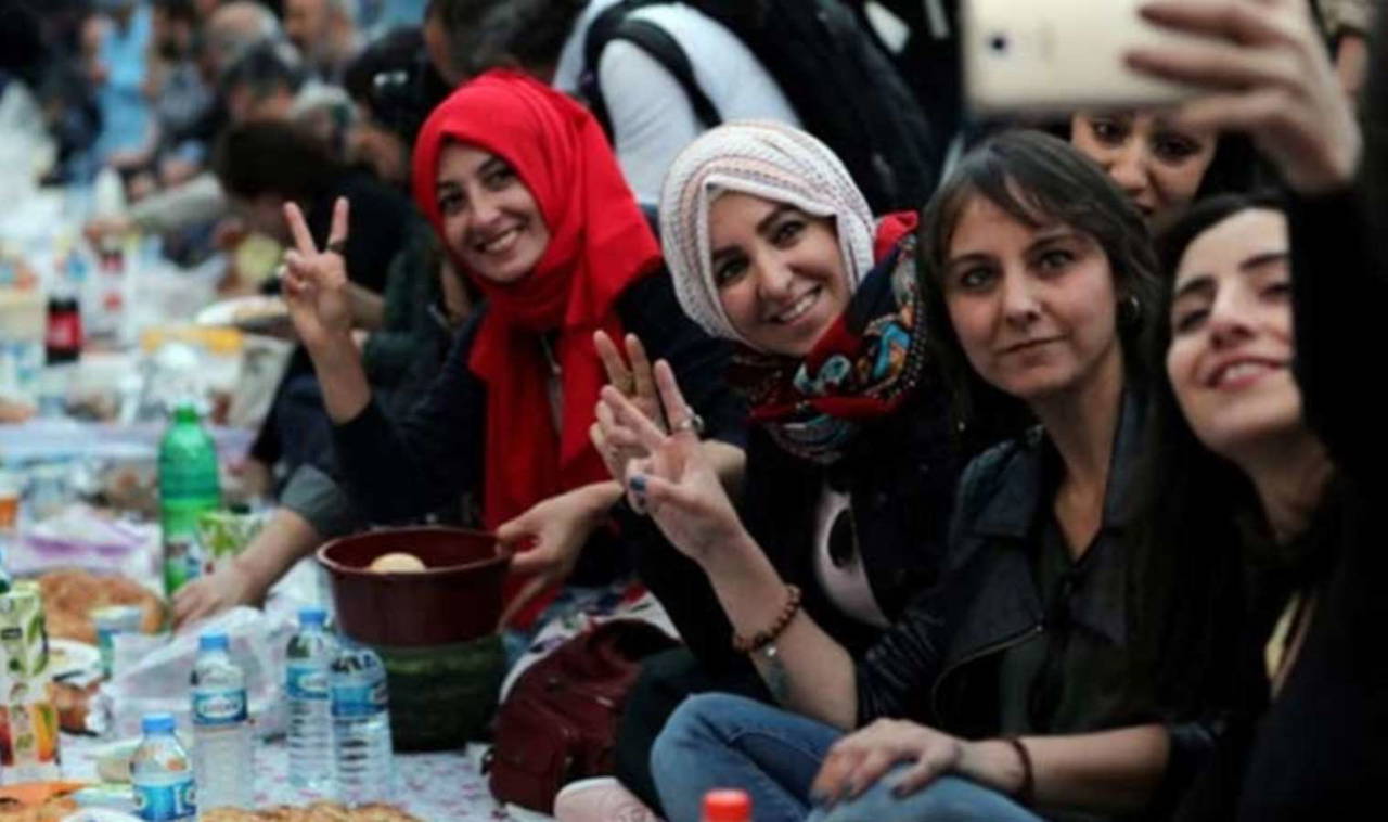 Araştırma: Türkiye'de insanlar vücutlarıyla ne kadar barışık?