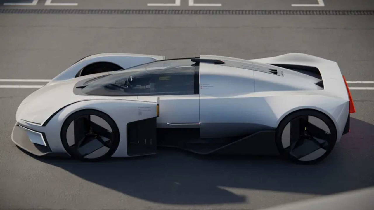 Köpekbalığı karaya vurdu: Polestar Synergy nefes kesti!