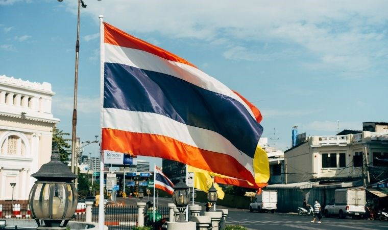 Türkiye'nin sırası şaşırttı: 2025'in en çok altın alan ülkeleri belli oldu!