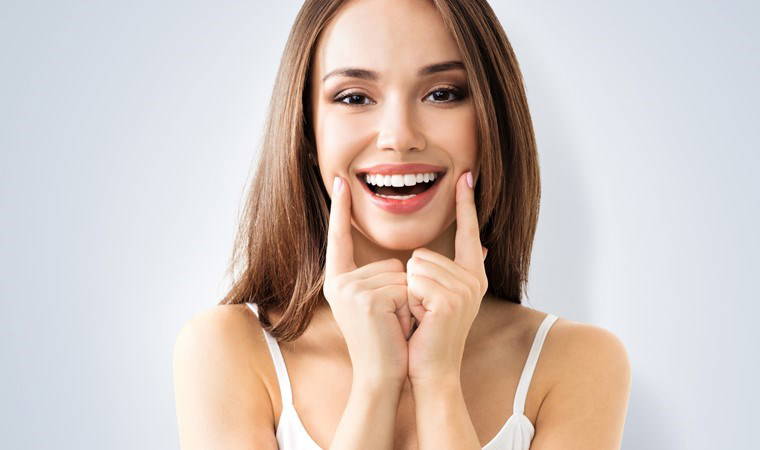 Diş sağlığına zarar veren 8 alışkanlık