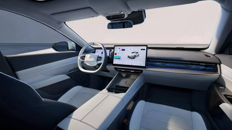 Egea fiyatına kapıları Lamborghini gibi açılan model: Yeni 4 kapılı coupe