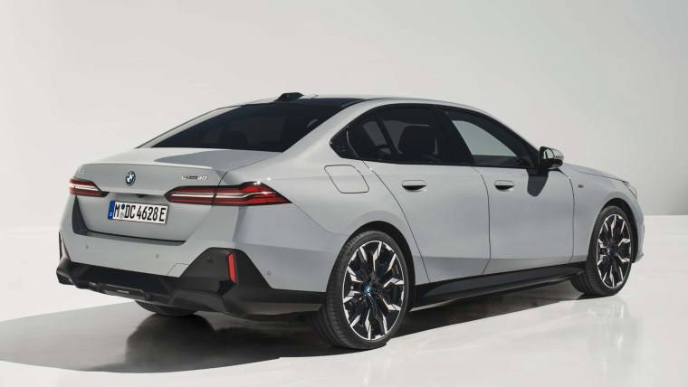 BMW otonom sürüşte devrim: Seviye 2+ ile bakışları algılayan sistem