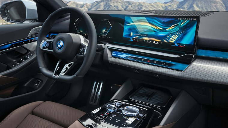 BMW otonom sürüşte devrim: Seviye 2+ ile bakışları algılayan sistem