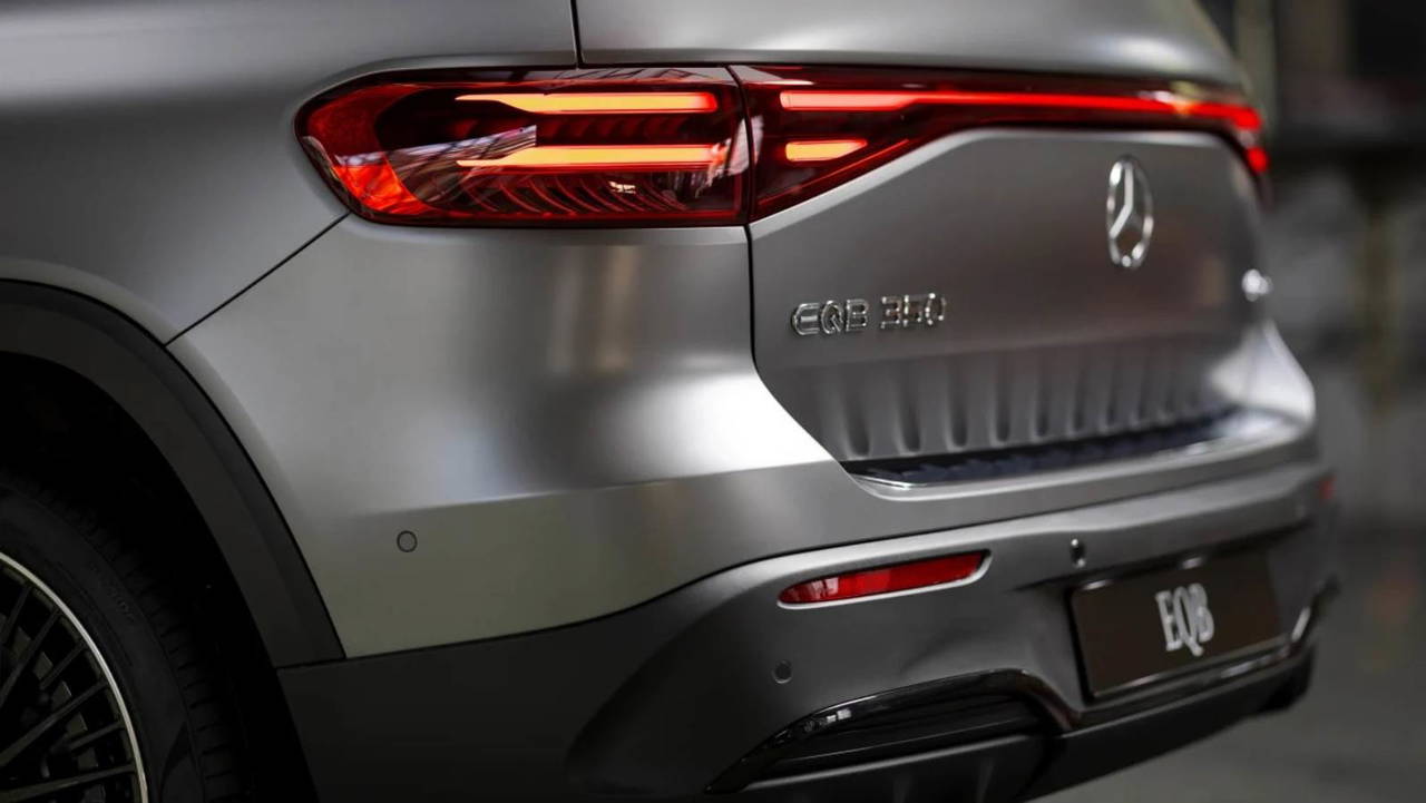 Mercedes EQB hem makyajlanıyor hem de fiyatı düşüyor! Menzil artışı da cabası...
