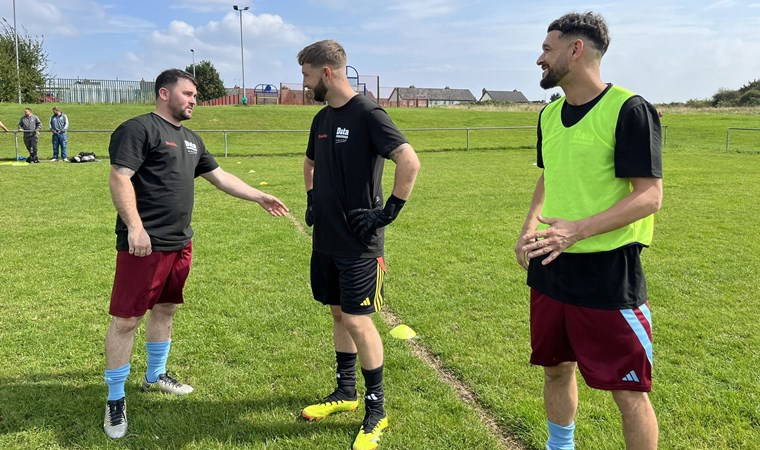 Maçın ardından silahlı saldırı: Kalecinin diz kapağı parçalandı