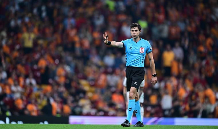 Beşiktaş - Fenerbahçe derbisinin hakemi Mehmet Türkmen kimdir? Mehmet Türkmen kaç yaşında, nereli?