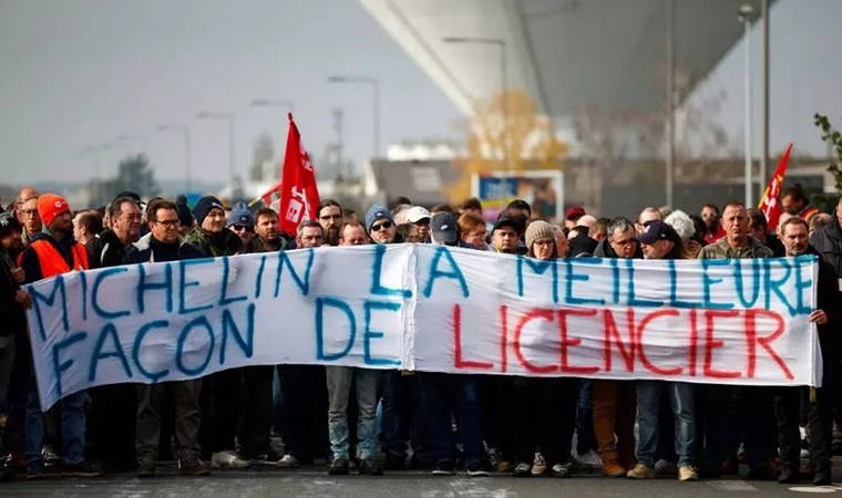 Otomotiv sektöründe kriz derinleşiyor: Dev lastik üreticisi fabrikalarını kapatıyor! İşçiler grevde...