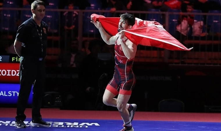 Şampiyonluklar, kupalar, rekorlar... Türk sporunda 2024'te neler yaşandı?