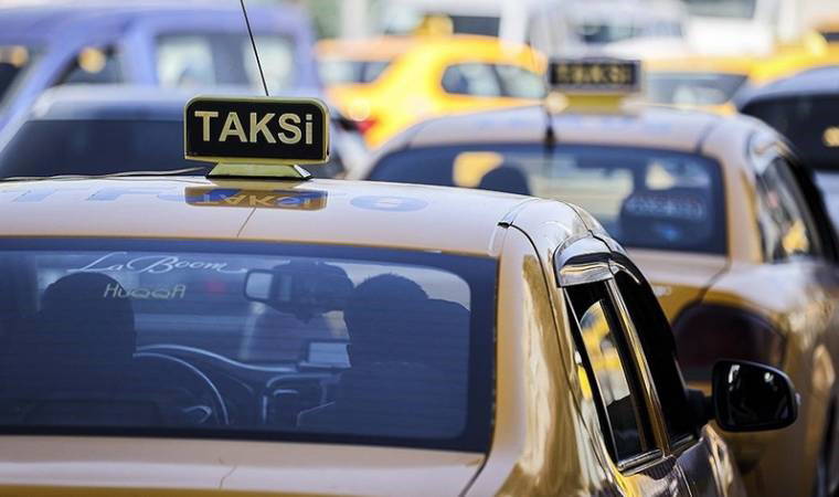 İstanbul'un taksileri değişiyor: 5 farklı tasarım için anket açıldı
