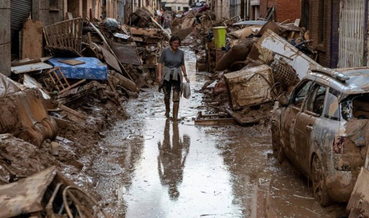 Nostradamus'un 2025 kehanetleri: Bu semboller Türkiye'ye mi işaret ediyor?