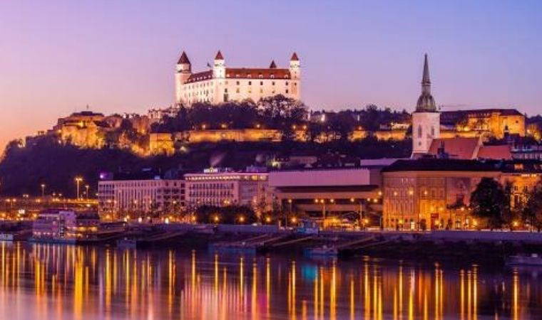 İnsanların adını taşıyan ülkeler ve şehirler