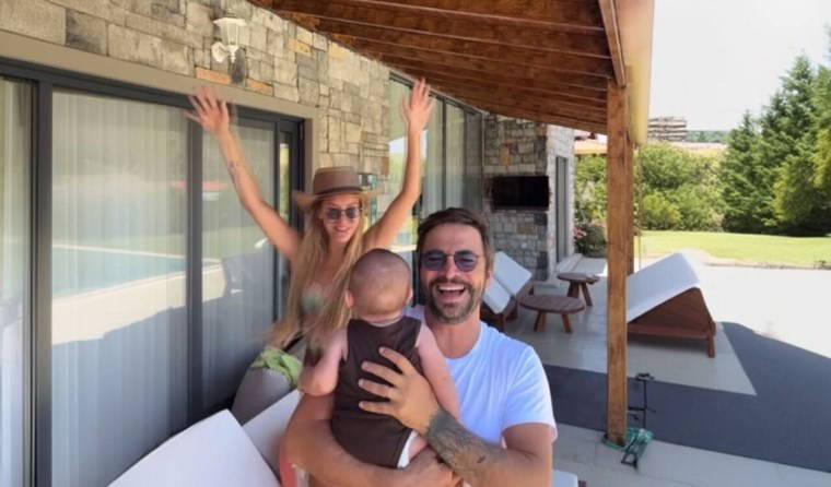 Mutlu birlikteliklerini bebekle taçlandırdılar: 2024 yılında bebeği olan ünlü çiftler...