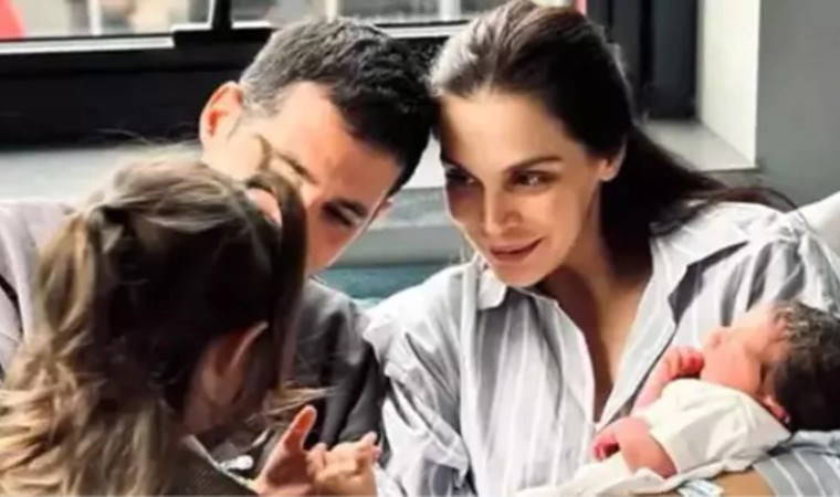 Mutlu birlikteliklerini bebekle taçlandırdılar: 2024 yılında bebeği olan ünlü çiftler...