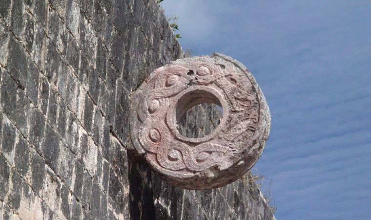 Timsah güreşi, Boğa sıçraması... Uydurma gibi görünen ancak gerçek olan tarihin en ilginç sporları