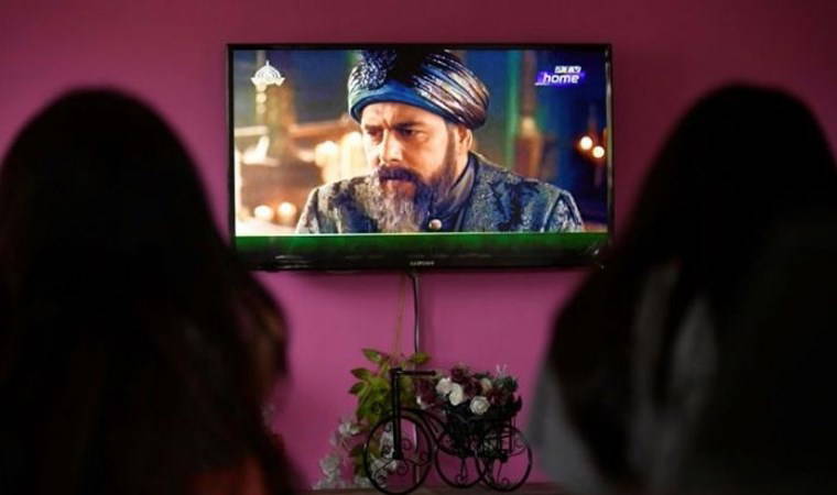TV yayın akışı 12 Mart Salı! Hangi kanalda ne var, günün filmleri ve dizileri neler?