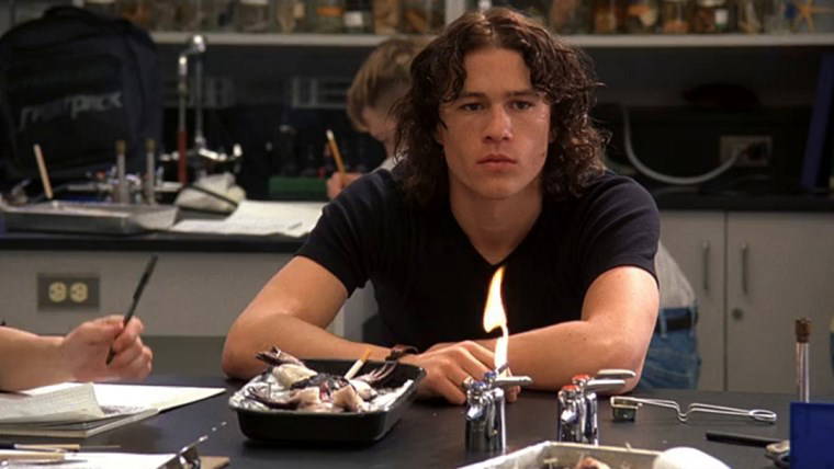 2000'li yılların favorileri: Umutsuz aşıklar için iz bırakan 10 romantik komedi filmi!