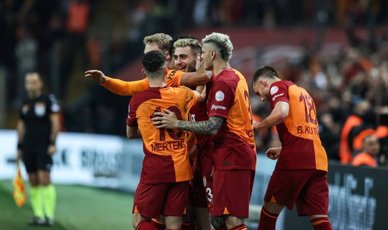'2000 ruhu' benzetmesi yapmıştı: Efsane isimler Okan Buruk'a yanıt verdi!