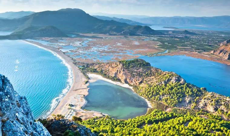 Avrupa'nın en iyi plajları açıklandı: Türkiye'den 2 plaj listeye girdi