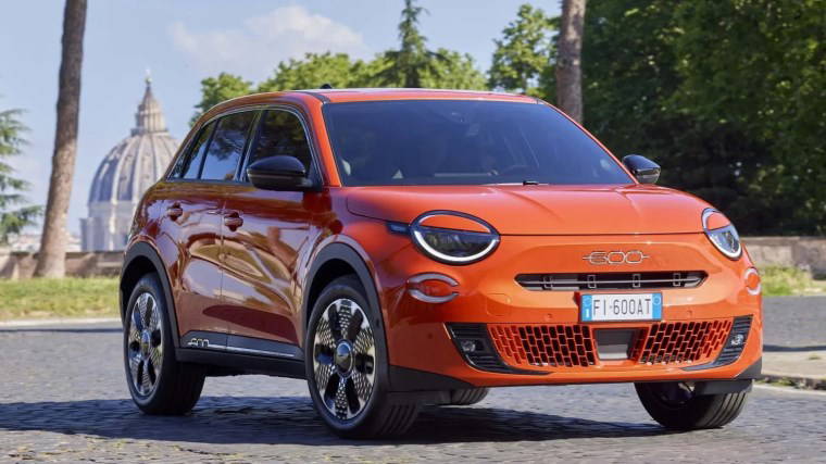 Fiat ödüle doymuyor: Bu kez de 600e modeli