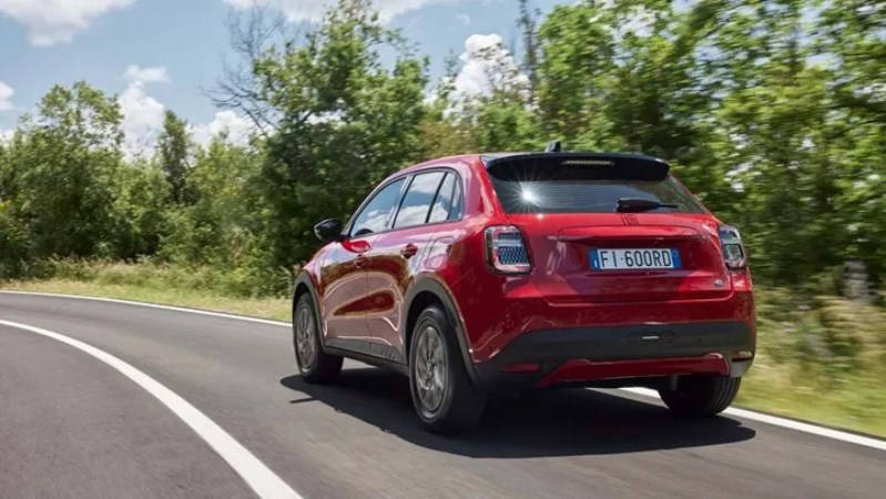 Fiat ödüle doymuyor: Bu kez de 600e modeli