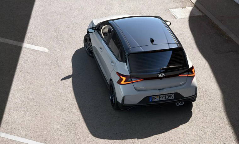 Hyundai i20 N-Line'a özel makyaj! Ortam aydınlatma ve jant seçenekleri...