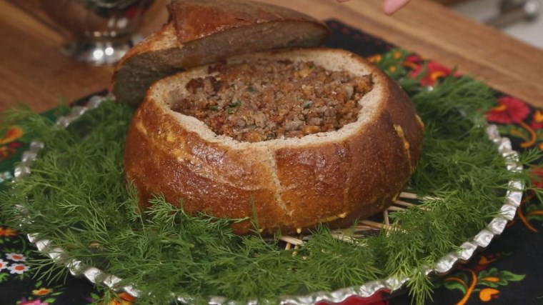 Ege'nin en eski lezzetlerinden: İşte enfes tadıyla Ekmek Dolması tarifi...