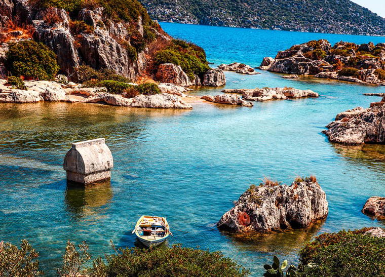 Antik limanların gölgesinde bir cennet: Üçağız Köyü