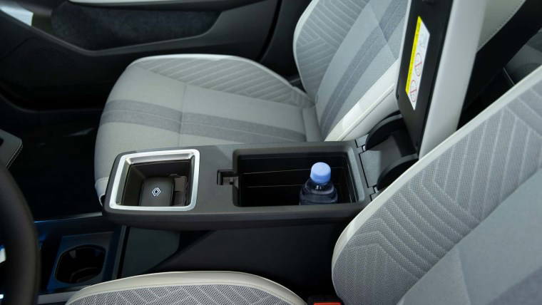 Yeni Renault Scenic, Megane fiyatına geliyor! Türkiye fiyatını hesapladık: İşte 2024 yılının elektrikli otomobili...