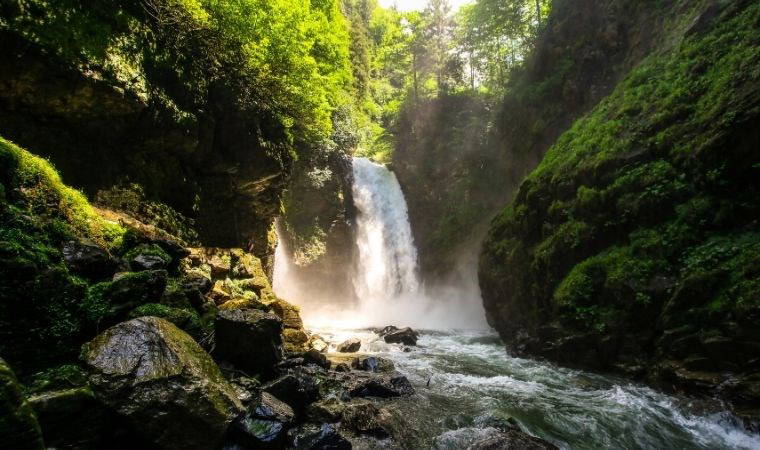 Türkiye'nin doğal harikaları: Eşsiz şelaleler