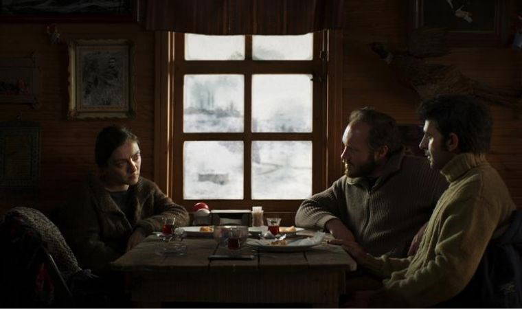 Netflix, mart ayını heyecanla karşılıyor... Bu ay yepyeni dünyalara adım atacaksınız!