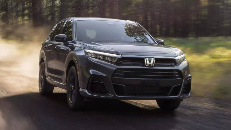 Otomotiv devlerinden büyük skandal: Güvenlik ve emisyon testlerinde sahtecilik belgelendi! Satışlar durduruldu...