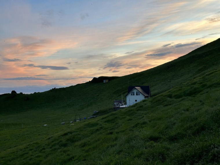 Dünyanın en yalnız evi! 100 yıldır ıssız bir adada gizemini koruyor