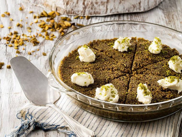 Kilis'in meşhur tatlısı iftar sofralarınızı süsleyecek: İşte nefis Cennet Çamuru tatlısı tarifi...