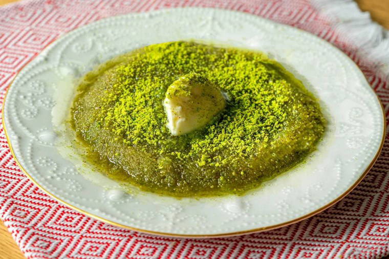 Kilis'in meşhur tatlısı iftar sofralarınızı süsleyecek: İşte nefis Cennet Çamuru tatlısı tarifi...