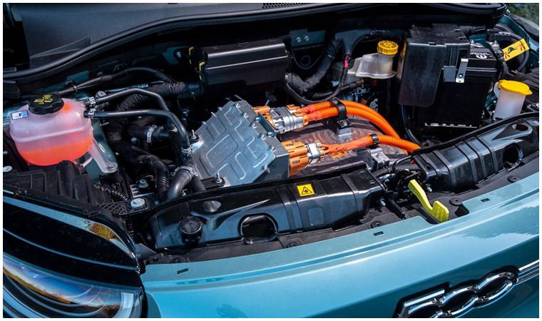 Fiat 500e 'Yılın En Çevreci Otomobili' seçildi: İşte teknik özellikleri ve fiyatı...