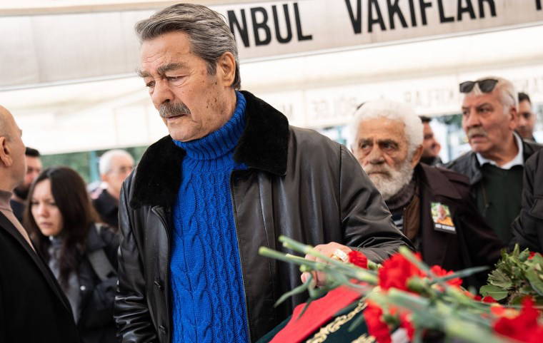 Kadir İnanır'ın rahatsızlığı gündeme getirdi: 'İnme' dünyadaki ölümlerin 3. sebebi