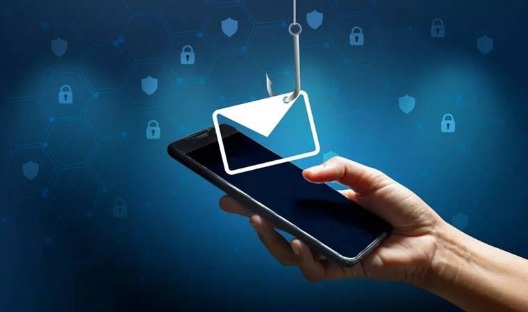 WhatsApp kullanıcılarına acil uyarı: 'Her adımınızı izliyorlar...'