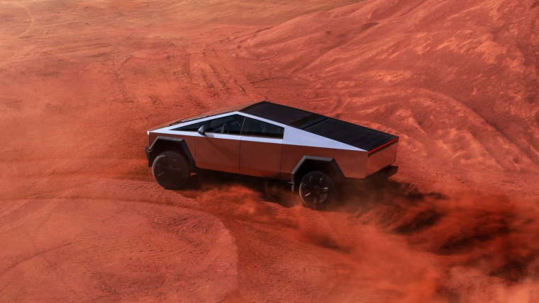 Tesla Cybertruck beklenen ilgiyi görmedi: Elektrikli otomobil piyasası yavaşlıyor mu?
