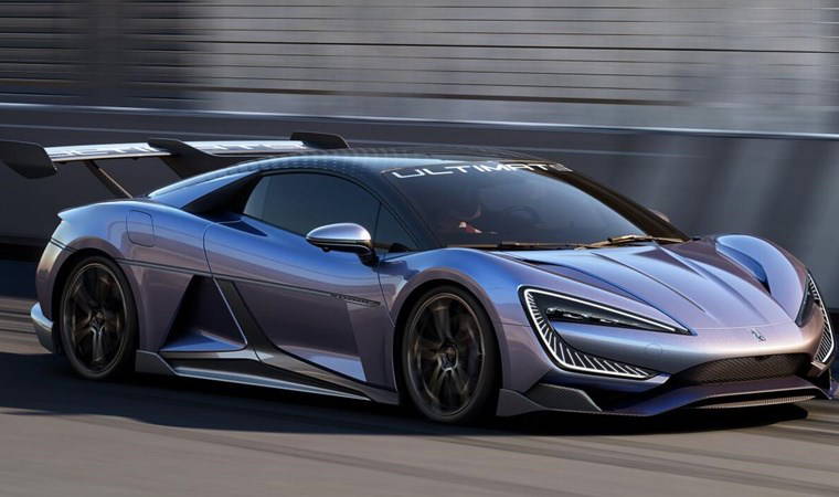 Elektrikli 'süper araba' yarışı hızlandı! Hangi marka, hangi modeli üretiyor?