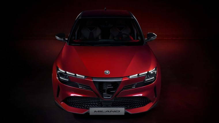 Alfa Romeo Milano teknik özellikleri ve fiyatı: Yeni model Türkiye'ye geliyor...