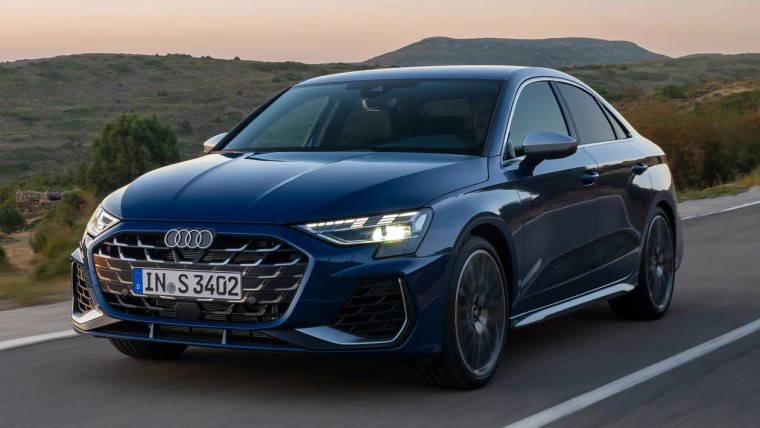 2024 Audi S3 ortaya çıktı: Daha fazla güç ve Akrepovic egzoz seçeneği ile geliyor...