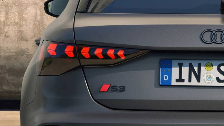 2024 Audi S3 ortaya çıktı: Daha fazla güç ve Akrepovic egzoz seçeneği ile geliyor...