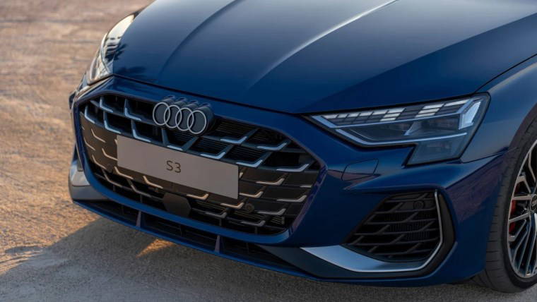 2024 Audi S3 ortaya çıktı: Daha fazla güç ve Akrepovic egzoz seçeneği ile geliyor...