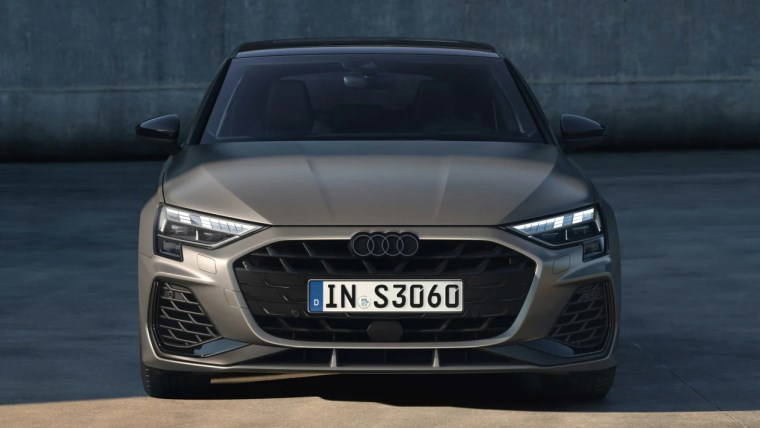 2024 Audi S3 ortaya çıktı: Daha fazla güç ve Akrepovic egzoz seçeneği ile geliyor...