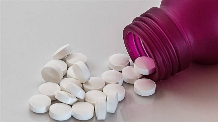 Antibiyotikler hakkında şaşırtan araştırma: 'Öksürüğün süresi ve şiddeti üzerinde etkisi yok'